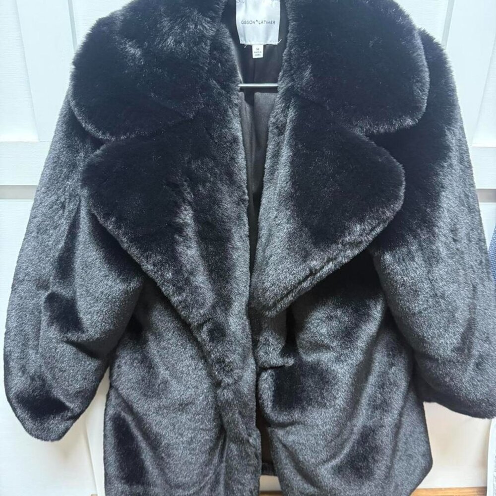 Gibson Women's Black and Grey Coat